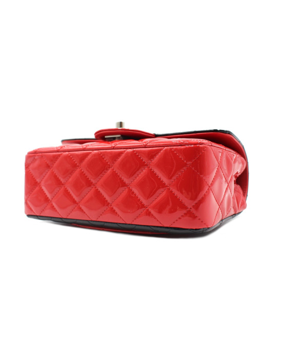 Chanel 2.55 Vernis Rossa e Nera