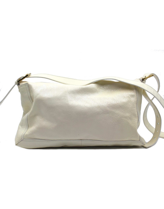 Fendi Maxi Baguette Vernis Bianca