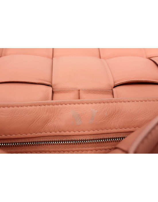 Bottega Veneta Cassette Pelle Rosa