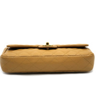 Chanel East West Pelle Marrone