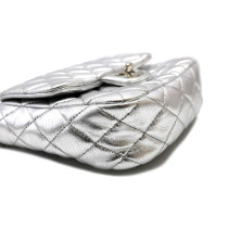 Chanel Shopping Pelle Argento