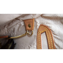 Louis Vuitton Bucket Monogram