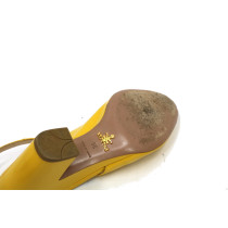 Prada Decollete Sling Back Vernis Gialla