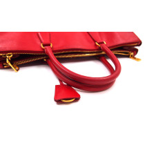 Prada Galleria Pelle Saffiano Rossa