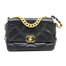 Chanel 19 Pelle Nera