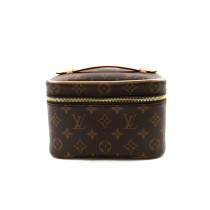 Louis Vuitton Beauty Monogram