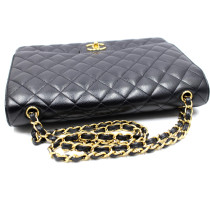 Chanel Maxi Jumbo Pelle Caviar Nera