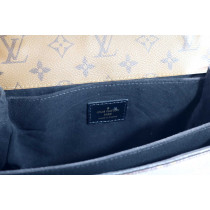Louis Vuitton Metis Reverse Monogram