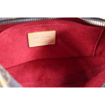 Louis Vuitton Croissant Monogram