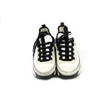 Chanel Sneakers Velvet Calf Skin Tela Bianco e Nero